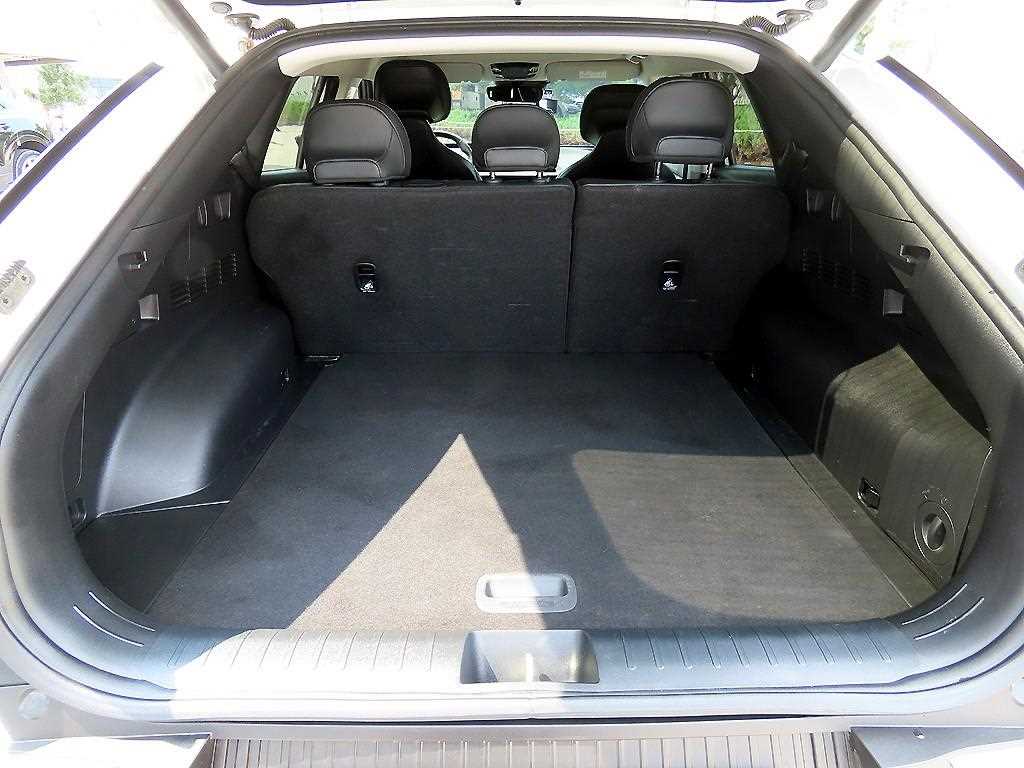 KIA EV6 2023 Blanco - Importación desde Corea - HF Imports Iquique - Foto 18