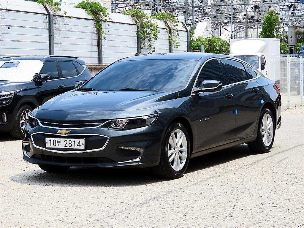 Chevrolet Malibu - Vista 2