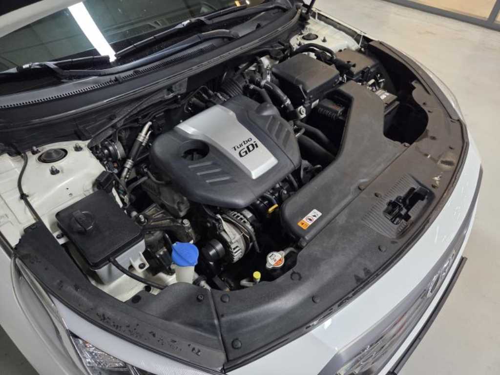 HYUNDAI Sonata - Vista 3