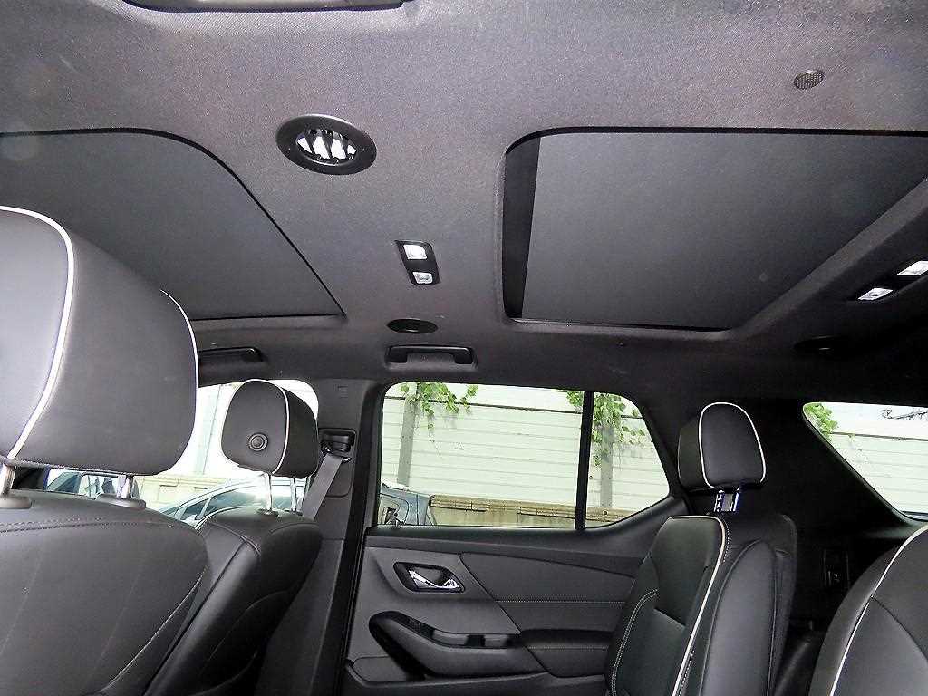 Chevrolet Travers 2022 Blanco - Importación desde Corea - HF Imports Iquique - Foto 16