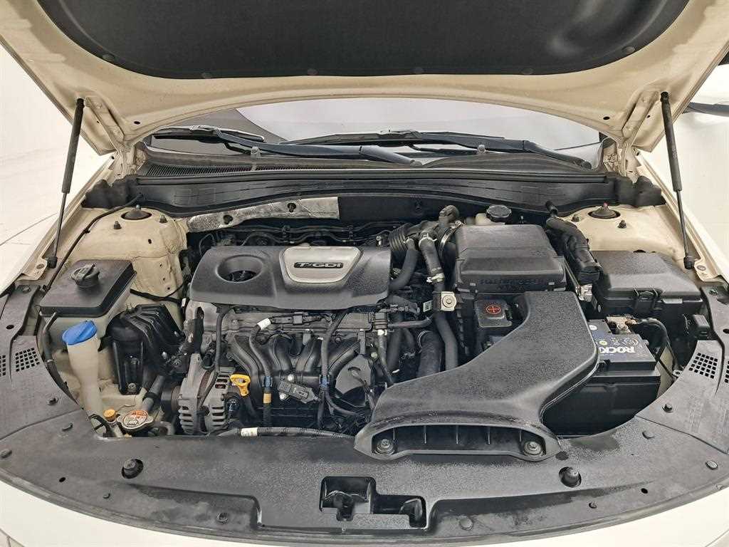 KIA K5 2016 Blanco - Importación desde Corea - HF Imports Iquique - Foto 19