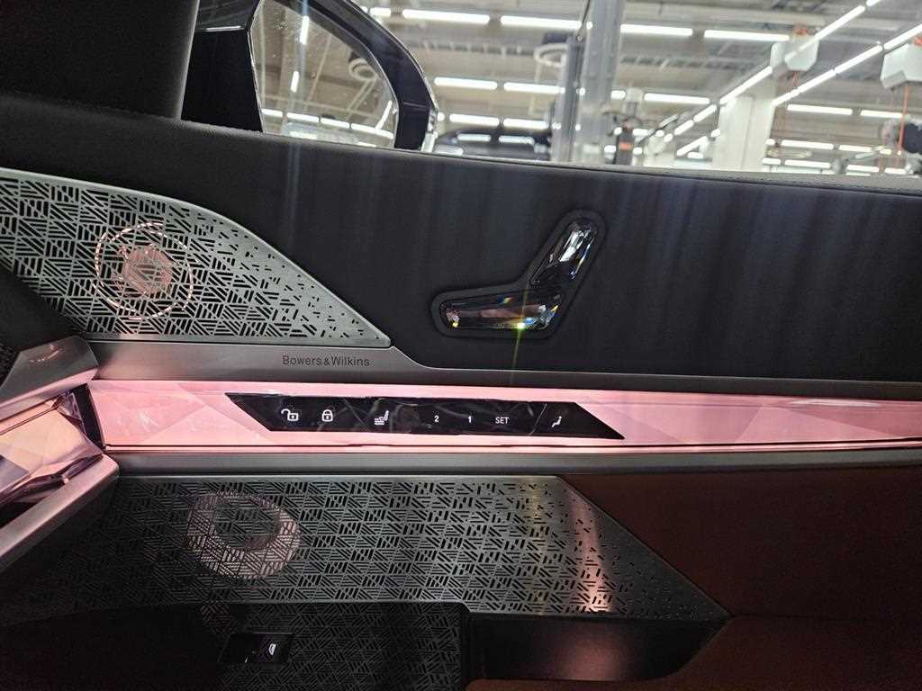 BMW i7 2024 Negro - Importación desde Corea - HF Imports Iquique - Foto 16