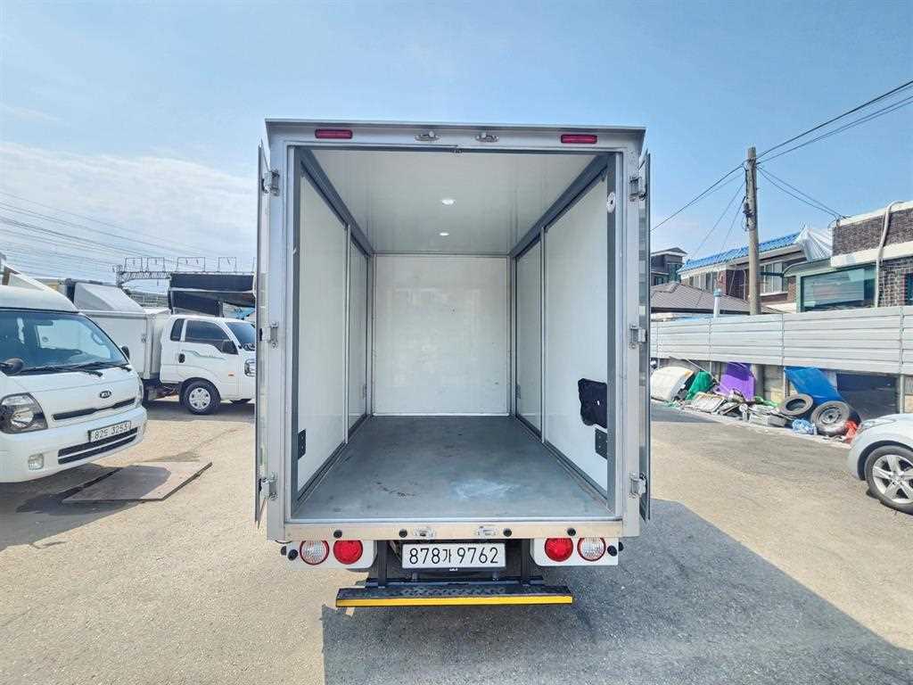 Small Truck Normal Box(High Deck) - Vista 11