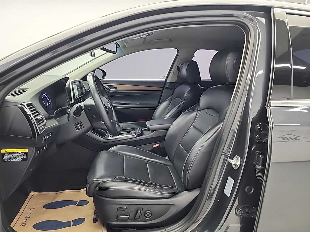 HYUNDAI Grandeur - Vista 11