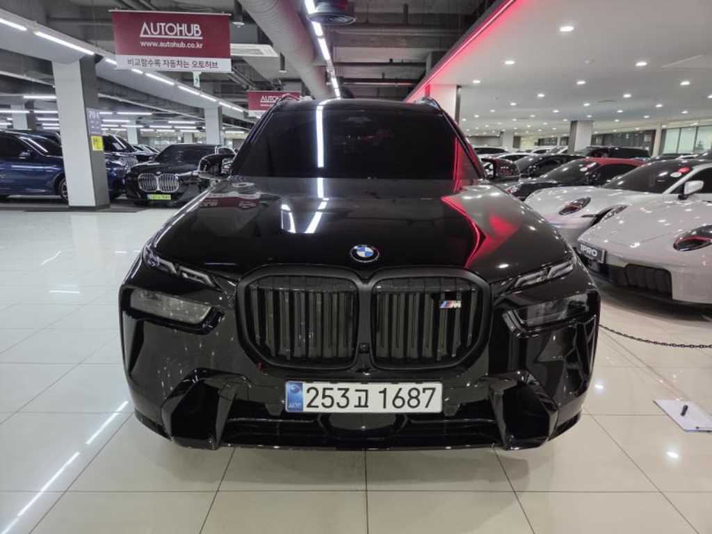 BMW X7 2025 Negro - Importación desde Corea - HF Imports Iquique - Foto 1