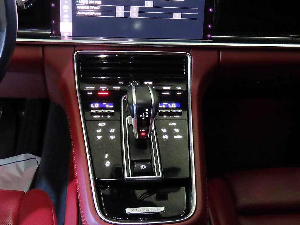 Porsche Panamera - Vista 12