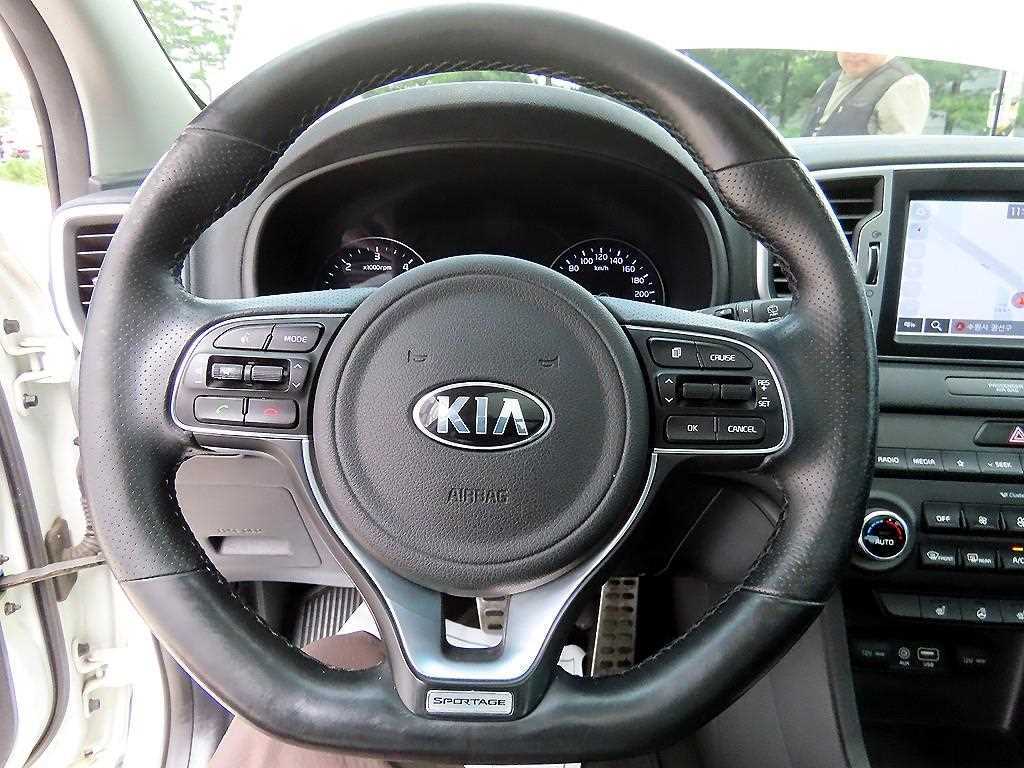 KIA Sportage - Vista 8