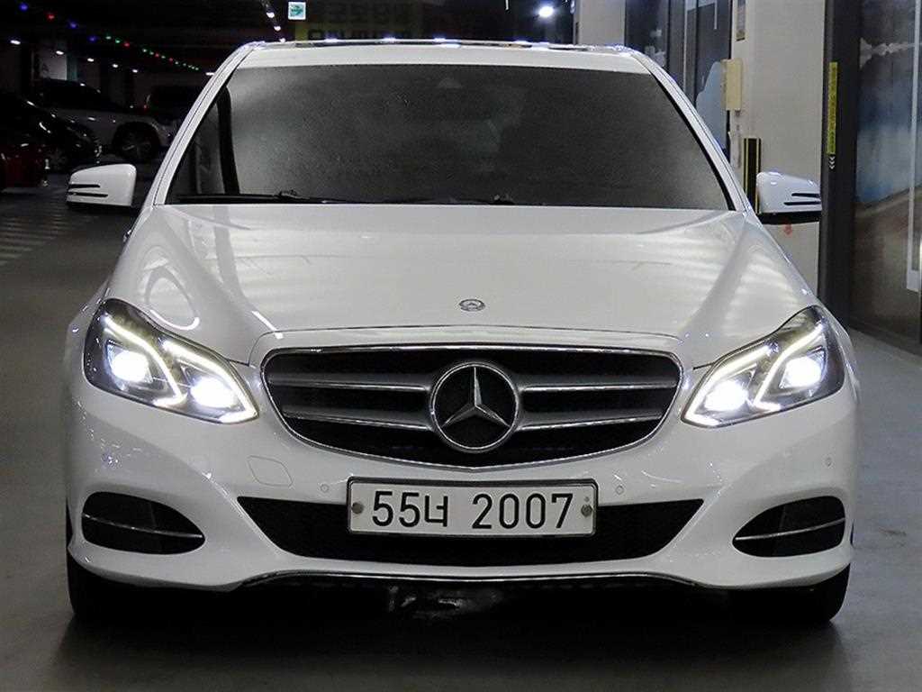 Mercedes Benz E class - Vista 2
