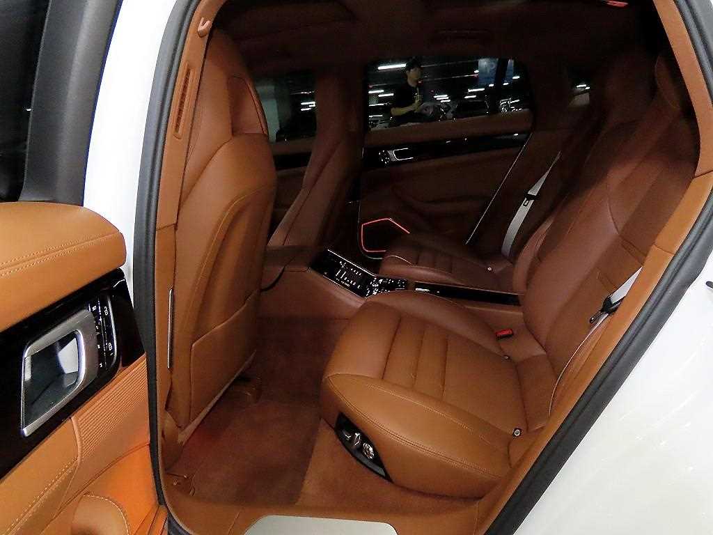 Porsche Panamera - Vista 7