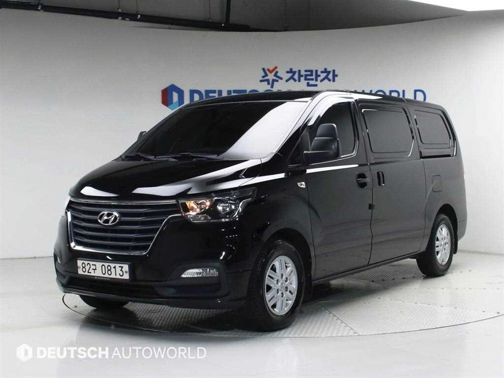 HYUNDAI Starex 2021 Negro - Importación desde Corea - HF Imports Iquique - Foto 1