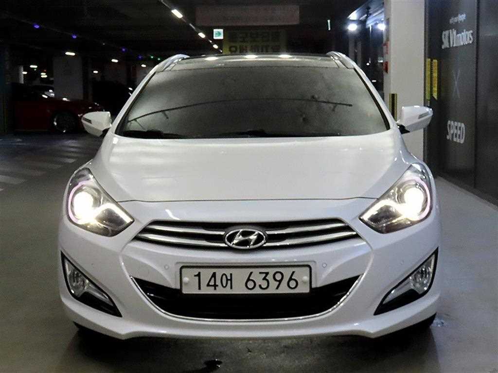 HYUNDAI i40 - Vista 2