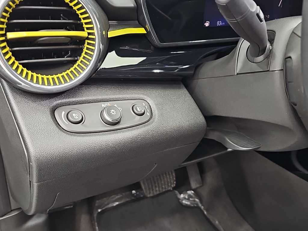 Chevrolet Trax 2025 Negro - Importación desde Corea - HF Imports Iquique - Foto 17