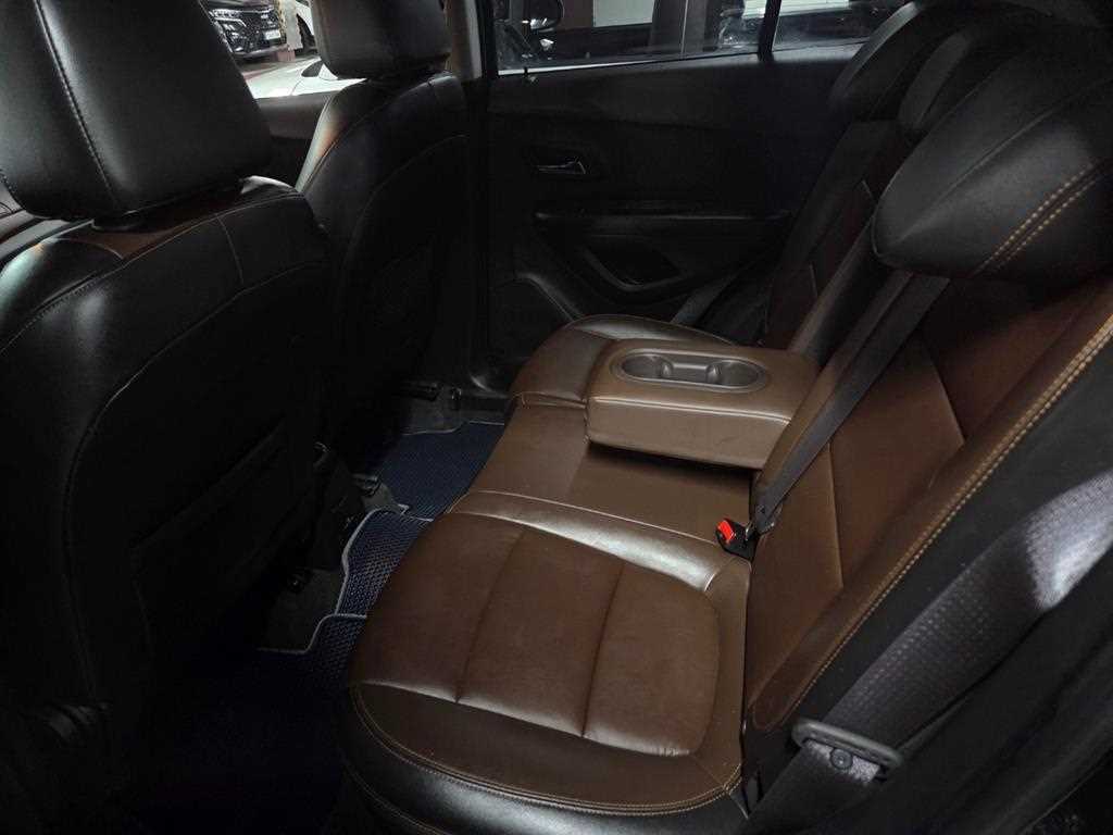 Chevrolet Trax 2016 Café - Importación desde Corea - HF Imports Iquique - Foto 16