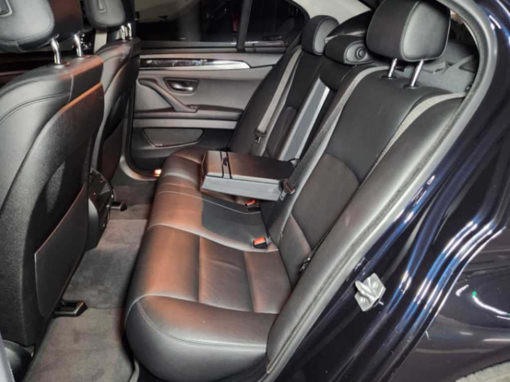 BMW 5 Series - Vista 3
