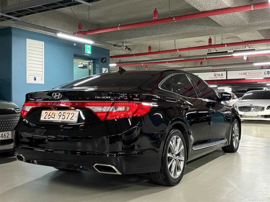 HYUNDAI Grandeur - Vista 3