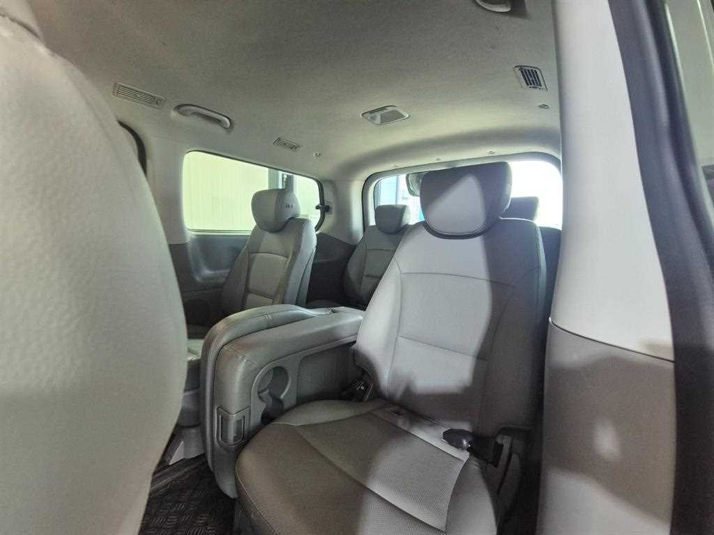HYUNDAI Starex 2020 Gris - Importación desde Corea - HF Imports Iquique - Foto 15