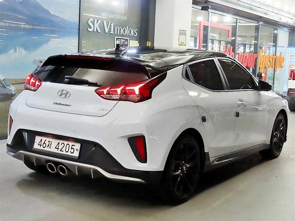 HYUNDAI Veloster - Vista 4