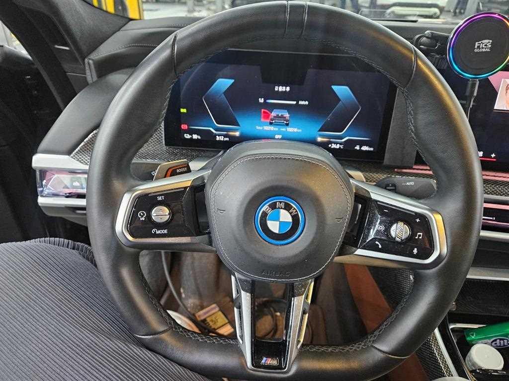 BMW i7 - Vista 11