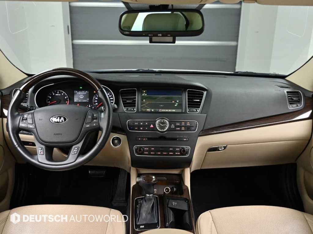 KIA K7 - Vista 8