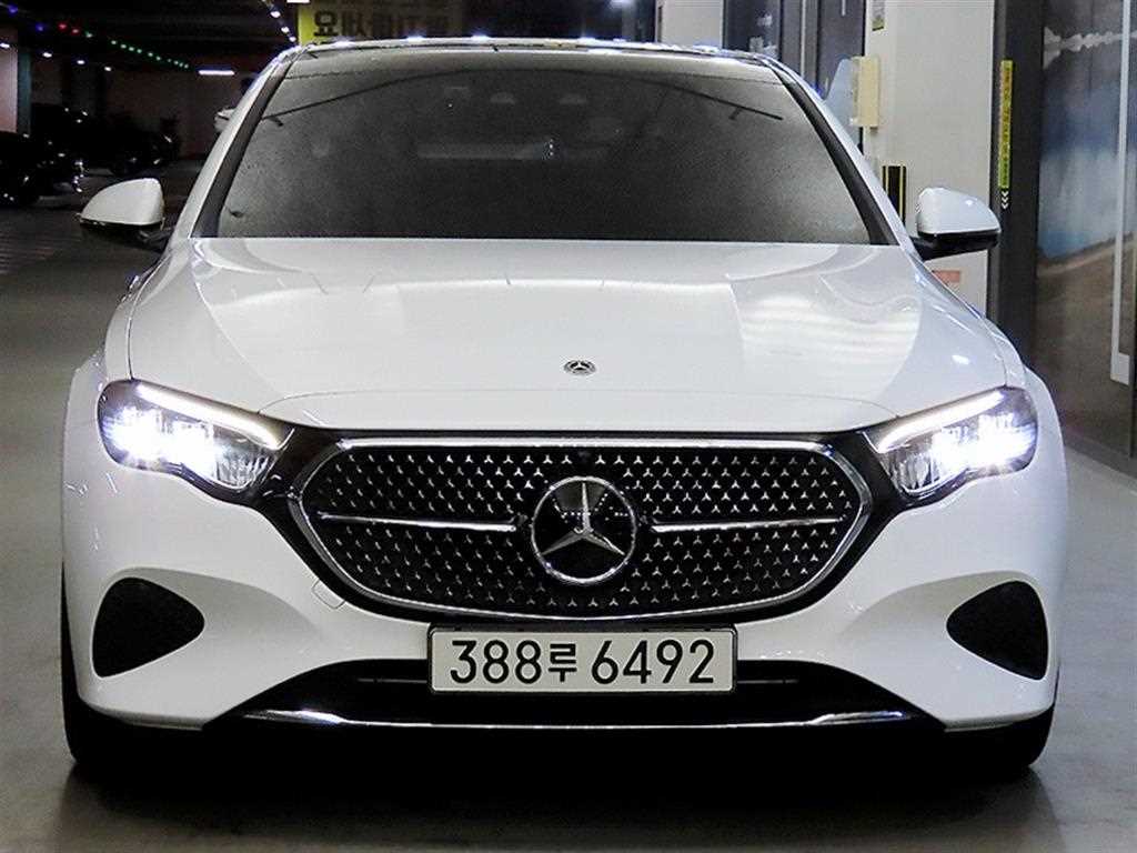 Mercedes Benz E class - Vista 2