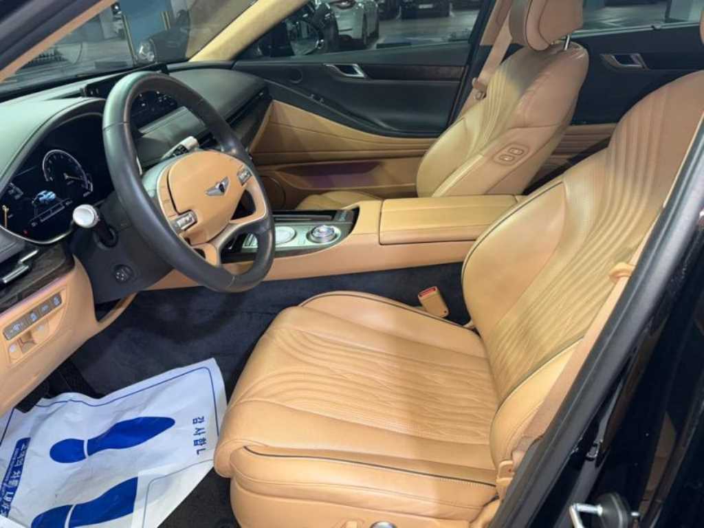 Genesis G80 - Vista 6