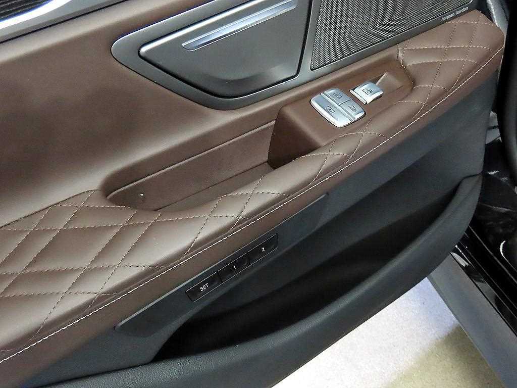 BMW 7 Series 2020 Negro - Importación desde Corea - HF Imports Iquique - Foto 14