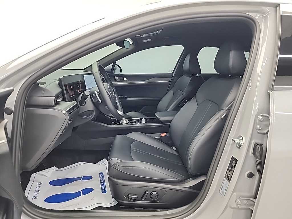 KIA K5 - Vista 11
