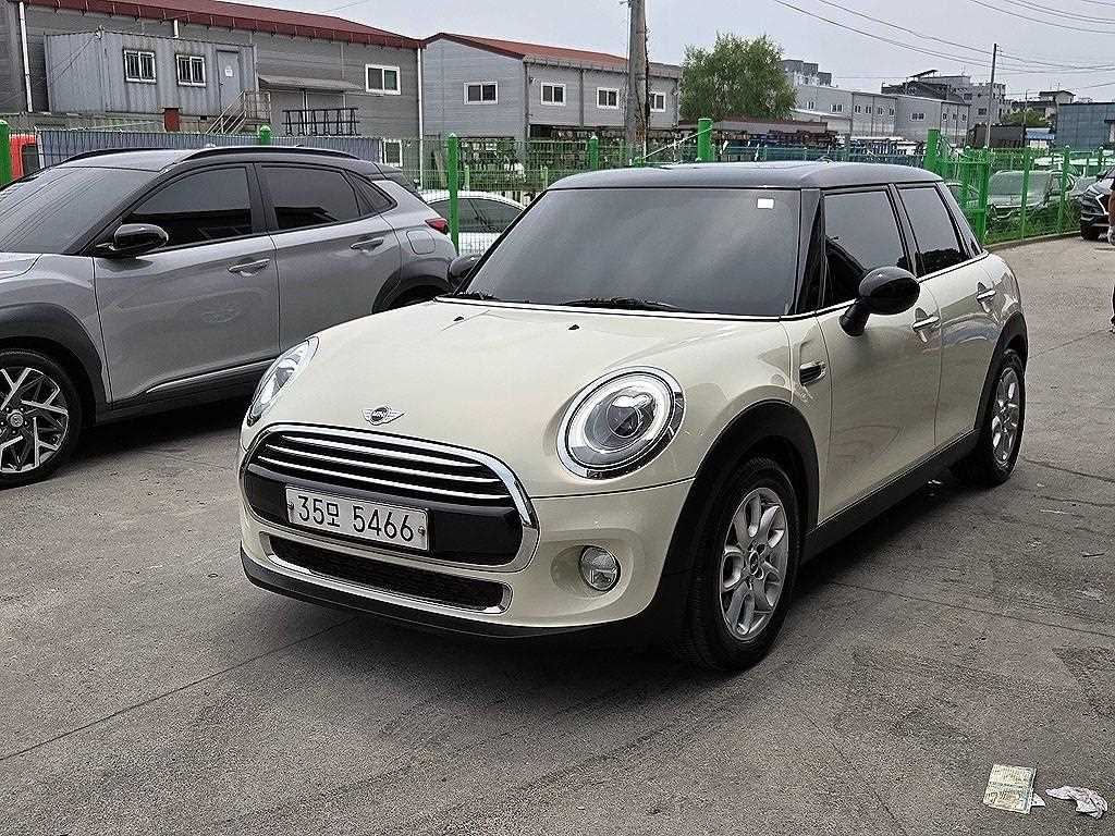 Mini Cooper - Vista 2