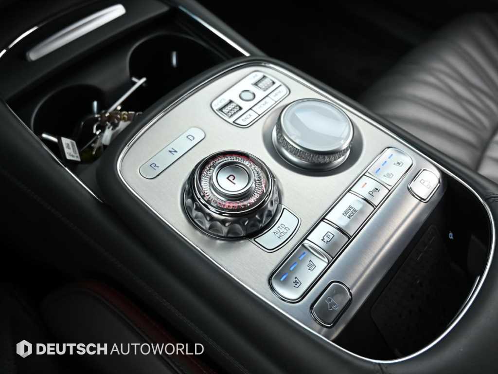 Genesis G90 - Vista 9