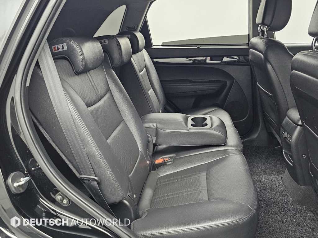 KIA Sorento - Vista 12