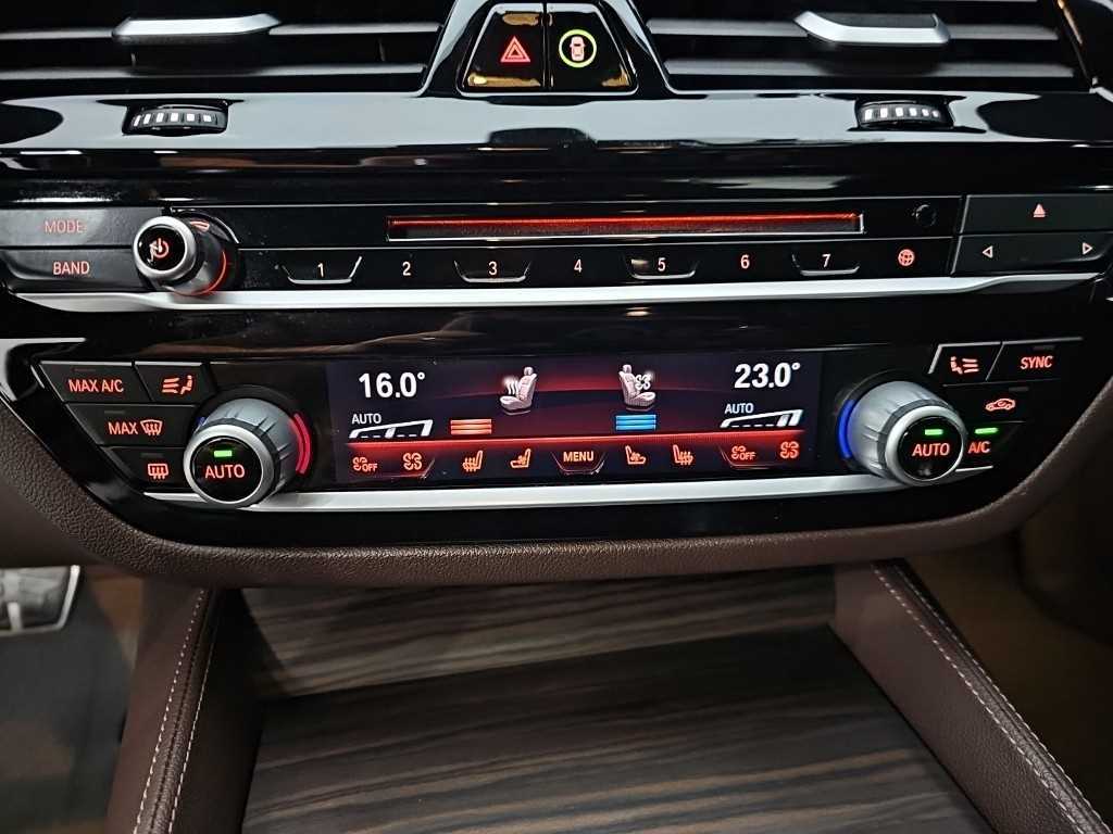 BMW 5 Series - Vista 10