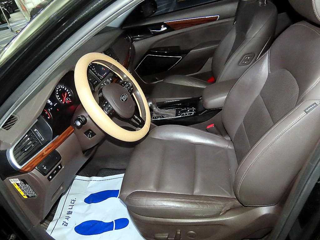 KIA K7 - Vista 6