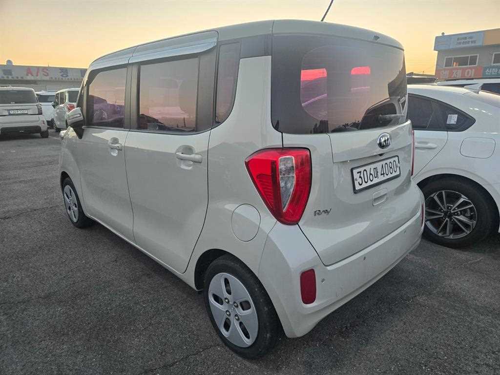 KIA Ray - Vista 2