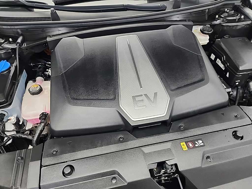 KIA EV6 - Vista 5