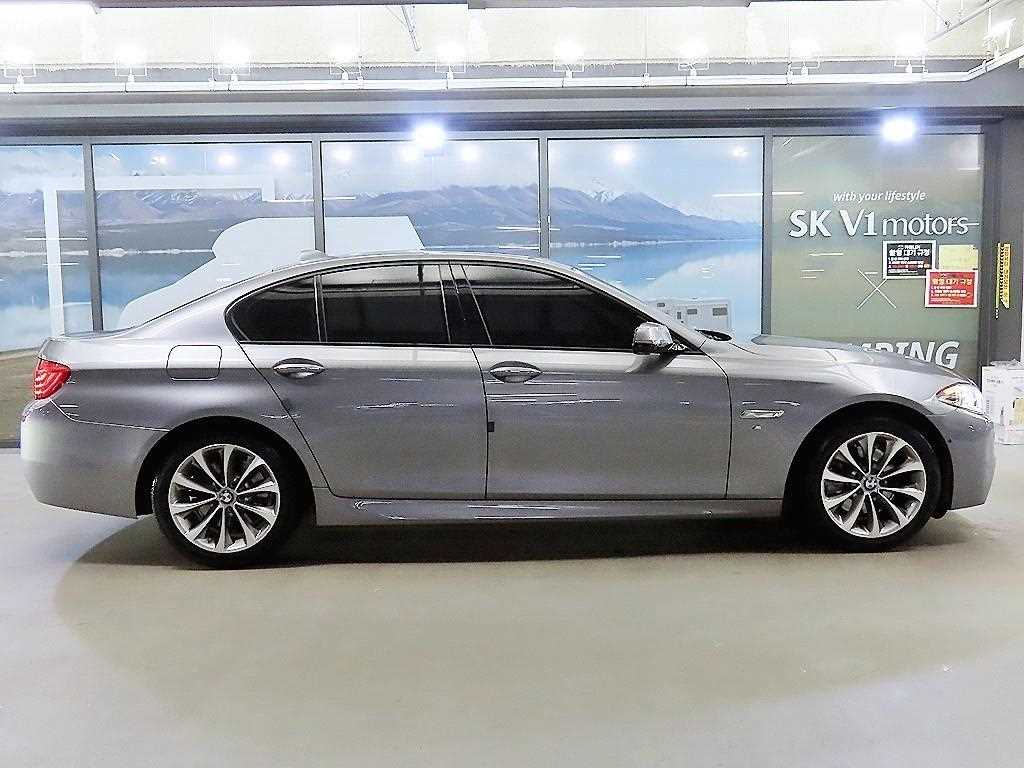 BMW 5 Series - Vista 3