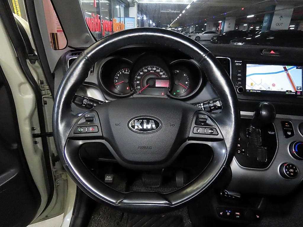 KIA Ray - Vista 8