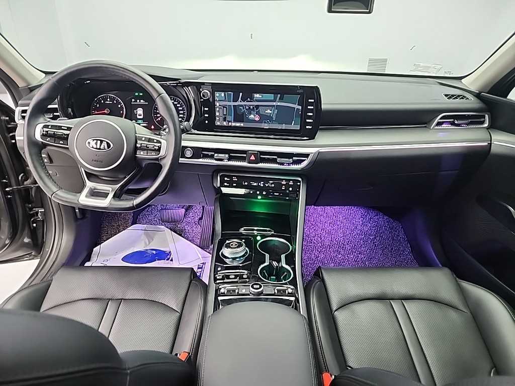 KIA K5 - Vista 7