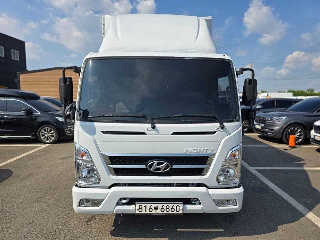 medium and large cargo truck - Vista 2