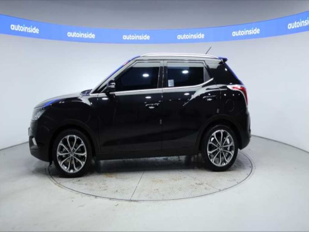 Ssangyong Tivoli - Vista 2