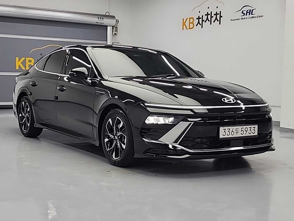 HYUNDAI Sonata - Vista 4