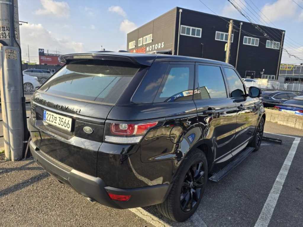 Land Rover Range Rover Sports - Vista 3