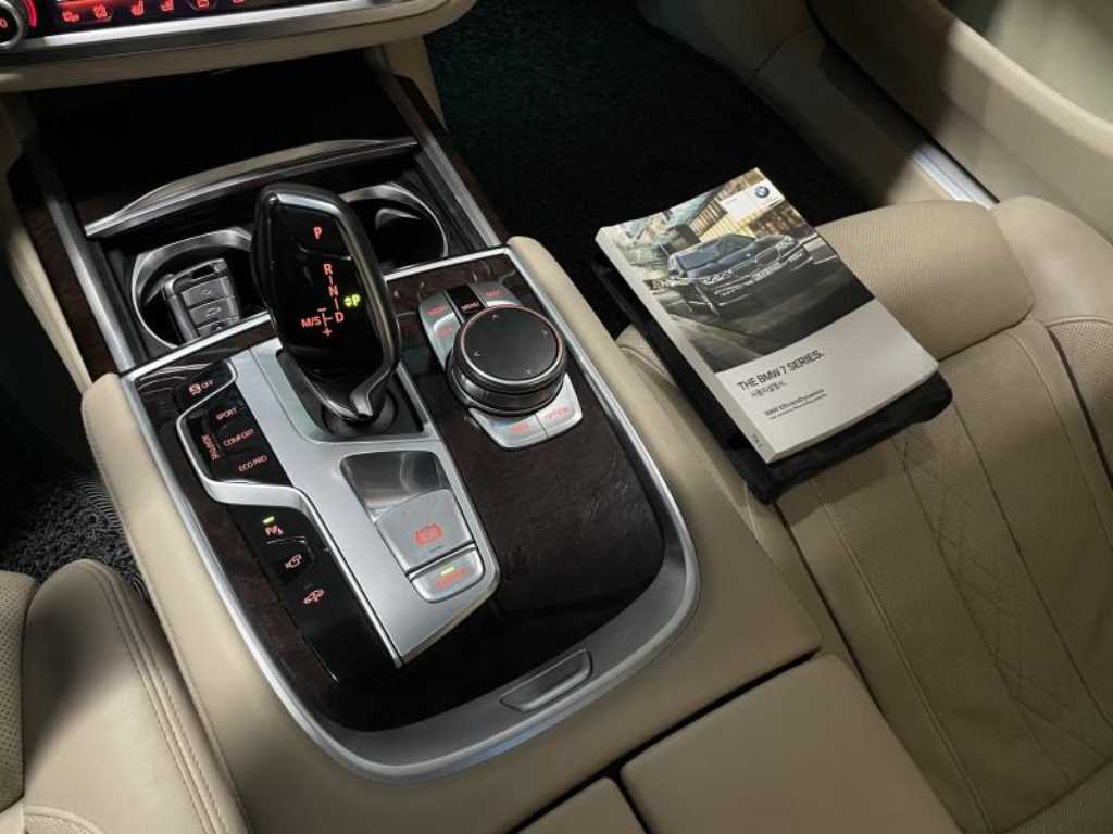 BMW 7 Series - Vista 12