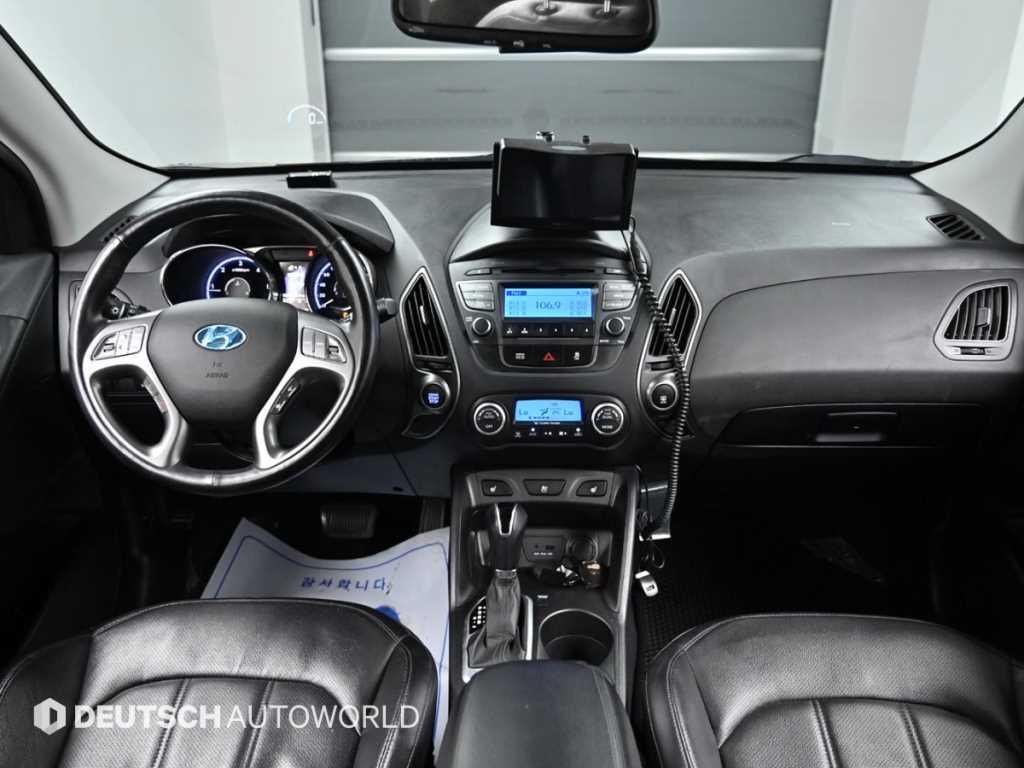 HYUNDAI Tucson - Vista 7