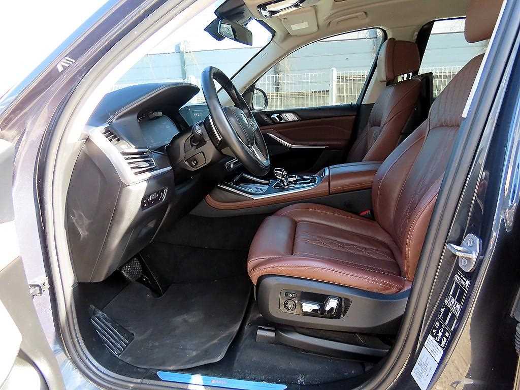 BMW X7 - Vista 10