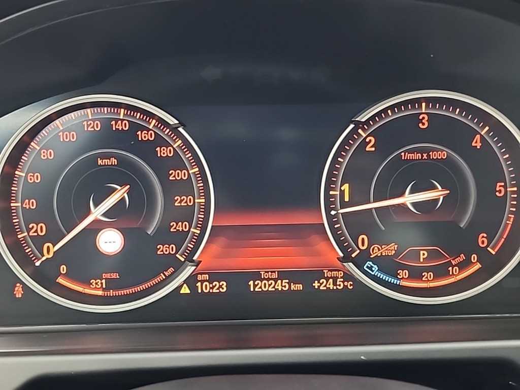 BMW X6 - Vista 6