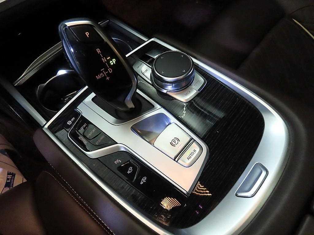 BMW 7 Series - Vista 12