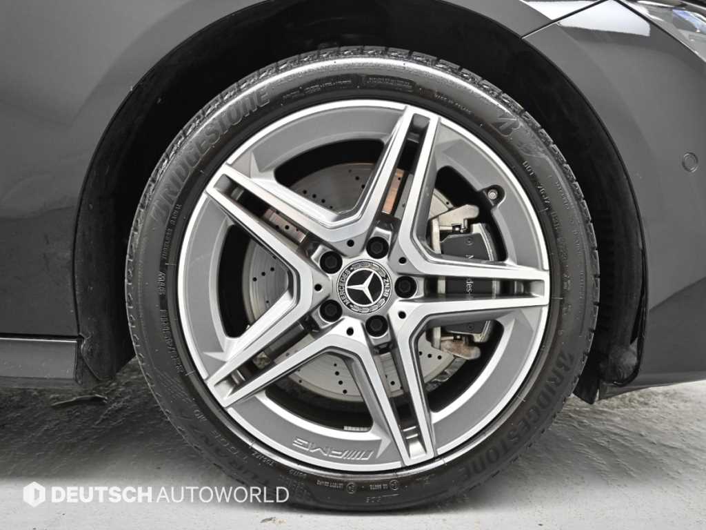 Mercedes Benz CLA Class - Vista 5