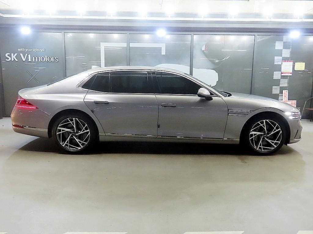 Genesis G90 - Vista 3
