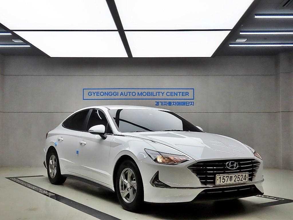 HYUNDAI Sonata 2022 Blanco - Importación desde Corea - HF Imports Iquique - Foto 1