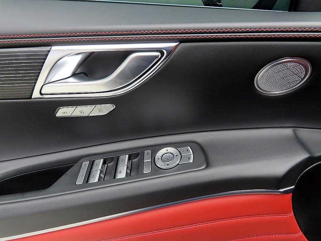 Genesis GV80 - Vista 11